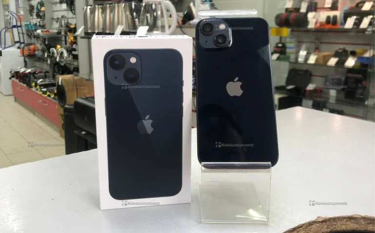Apple iPhone 13 4/128 ГБ