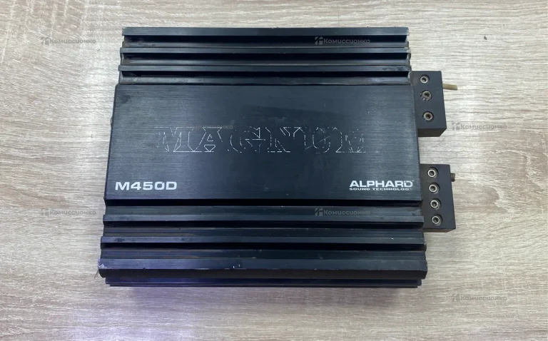 Усилитель  magnum m450d