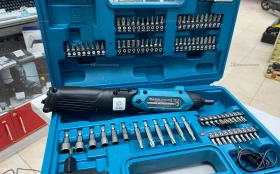 Купить Электроотвертка Аккумуляторная ответка Makita DF00 б/у , в Тюмень Цена:2990рублей