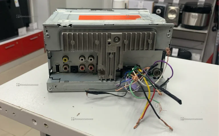 Автомагнитола  Pioneer MVH-AV185