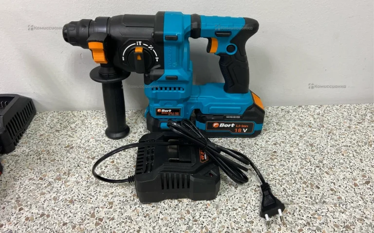 Перфоратор BORT BHD-20Li-SR