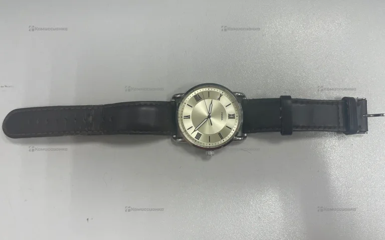 Часы Fossil FS5663