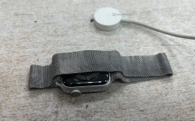 Купить Apple Watch 4 б/у , в Москва и область Цена:3900рублей