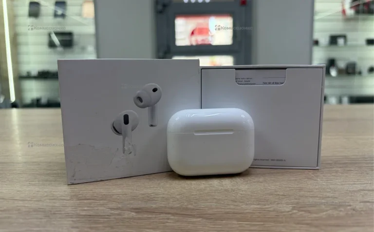 Наушники Apple AirPods Pro 3