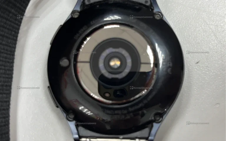 Часы Samsung Galaxy Watch 6 44mm