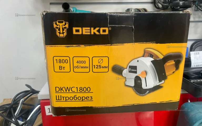 Штроборез DEKO DKWC1800W
