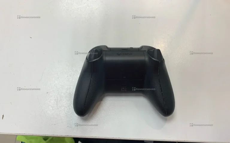 Джойстик Xbox One