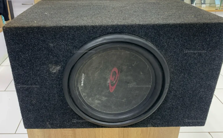 Сабвуфер  ALPINE SWG-1244