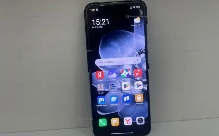 Xiaomi Mix Flip 16/512 Гб