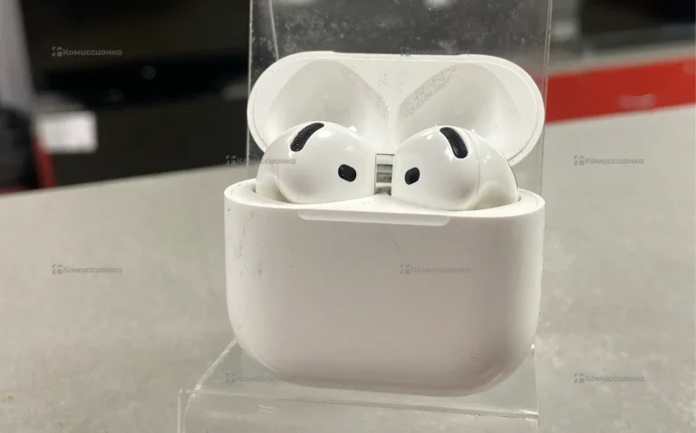 Apple AirPods 4