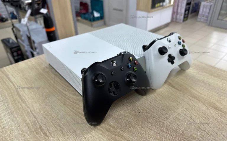 Приставка Xbox One S 1TB