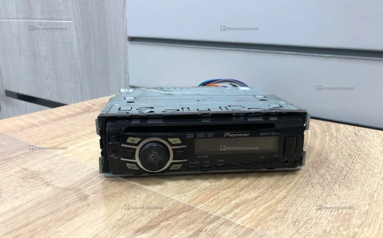 Автомагнитола  pioneer deh-2310ub
