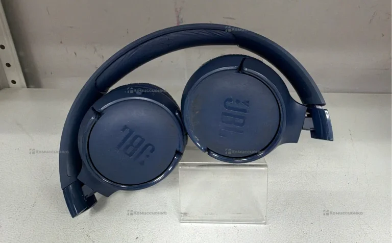 Наушники  JBL TUNE 520BT
