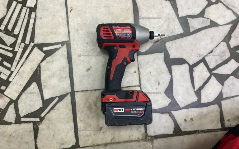Винтоверт Milwaukee m18