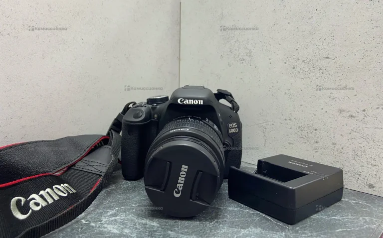 Фотоаппарат Canon EOS 600D