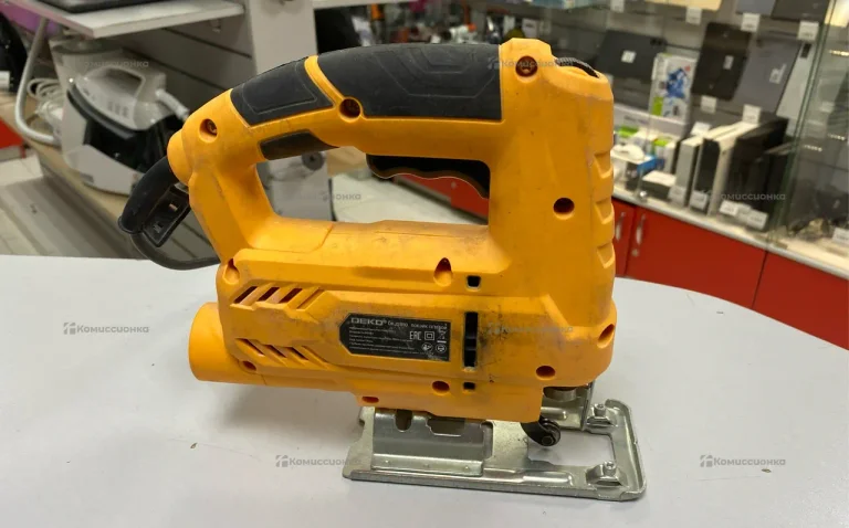 Электролобзик DEKO DKJS850