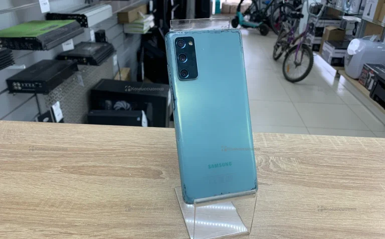 Samsung Galaxy S20 FE 6/128 ГБ