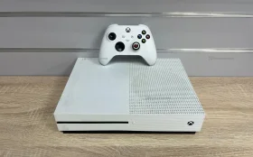 Купить Приставка Xbox One S 512 ГБ б/у , в Тюмень Цена:9990рублей