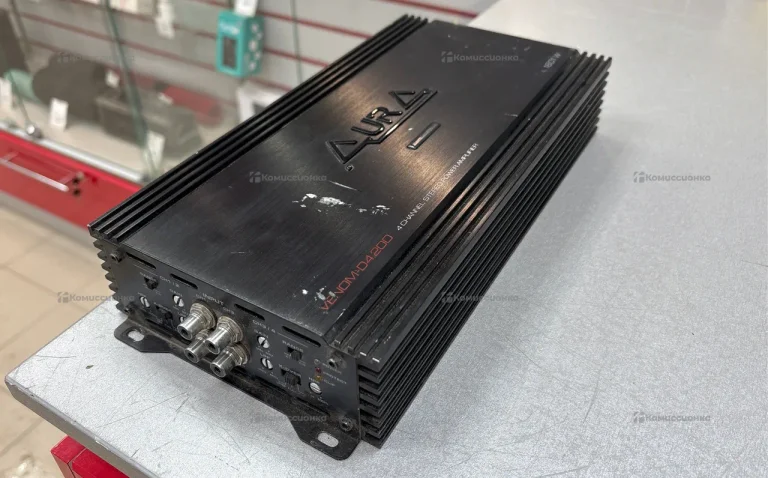 Усилитель Aura Venom D4.200