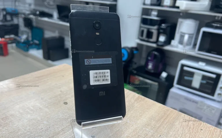 Xiaomi Redmi 5 Plus 4/64 ГБ