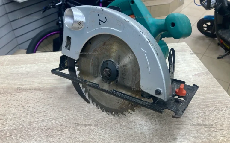 Циркулярная пила Sturm CS50186