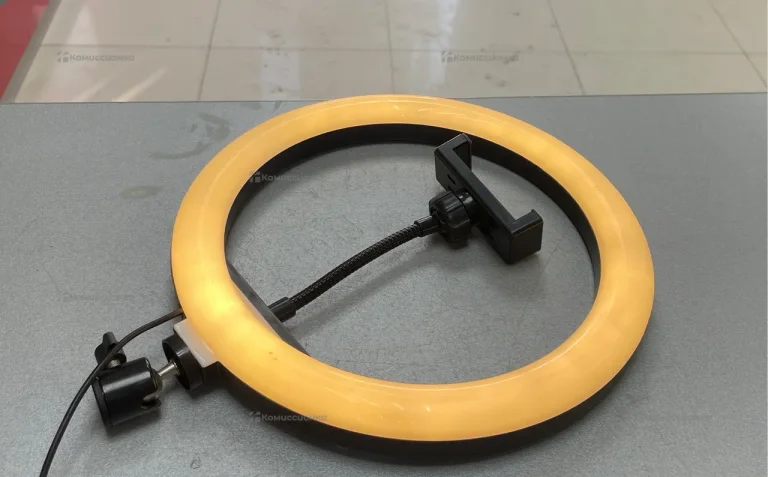 Лампа кольцевая