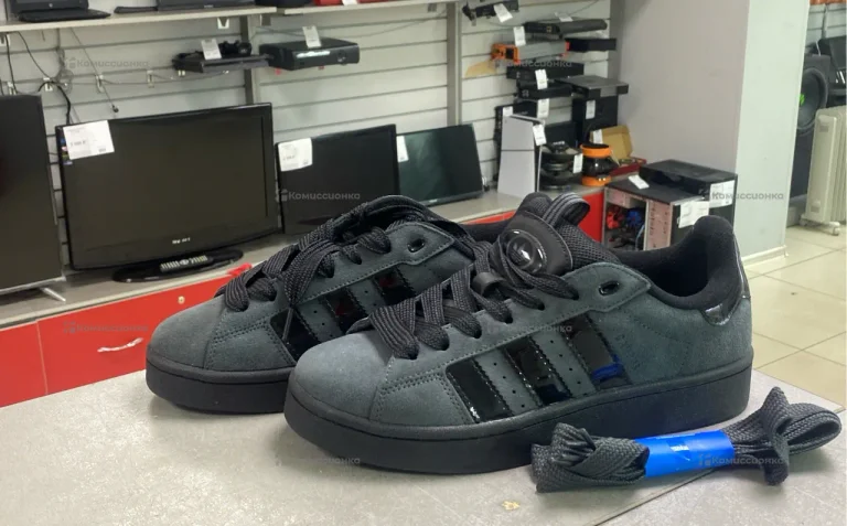 Кроссовки Adidas