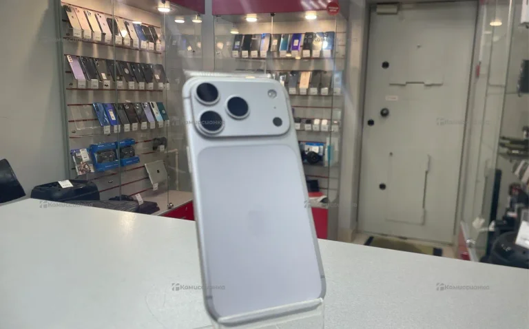 Apple iPhone 17 Pro 8/256 ГБ