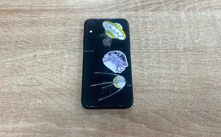 Apple iPhone XR 4/128 ГБ