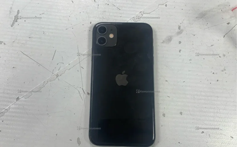 Apple iPhone 11 4/128 ГБ
