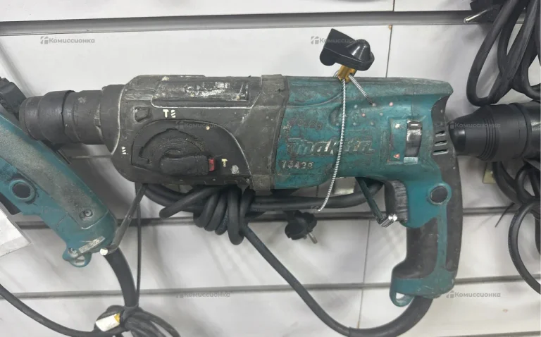 Перфоратор makita HR2470