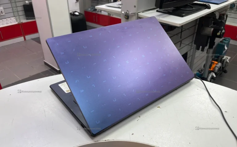 Ноутбук Asus E510