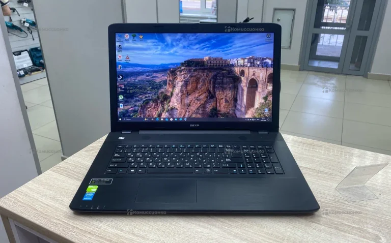 Ноутбук  DEXP Atlas H174