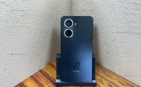 Купить Huawei nova 10 SE 8/128 ГБ б/у , в Тюмень Цена:5990рублей