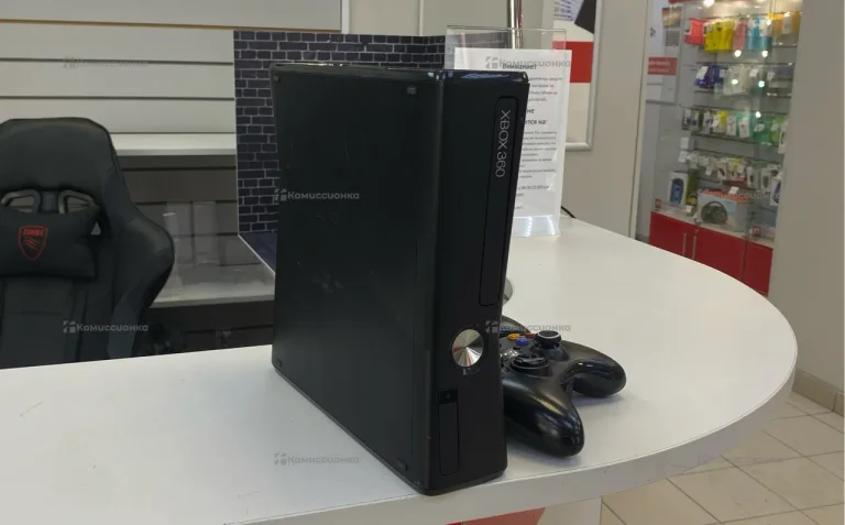 Приставка  Xbox 360 прошитая