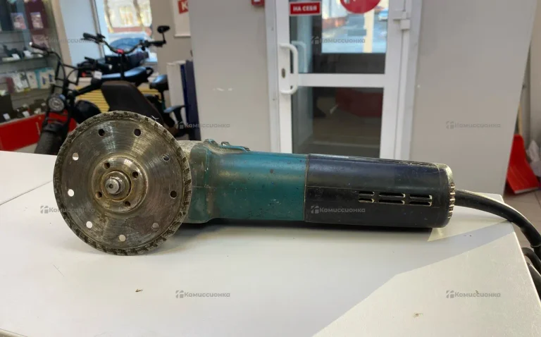 УШМ makita 9555HN