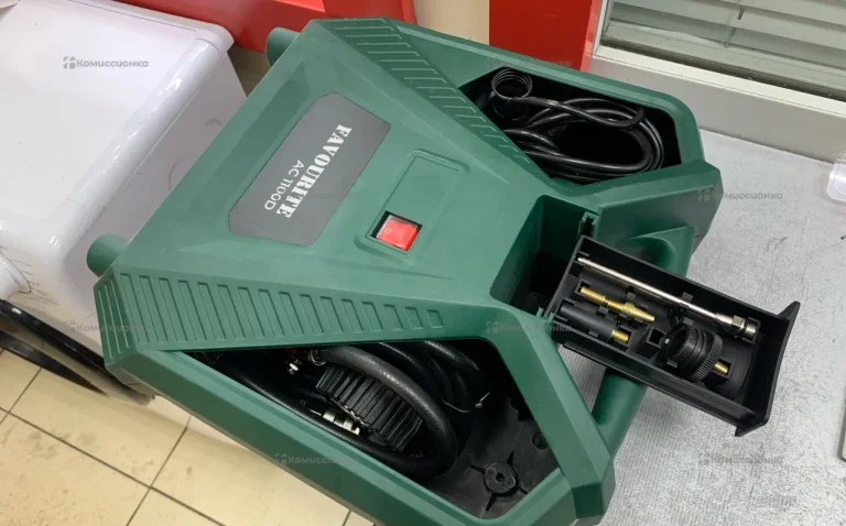 Компрессор FAVOURITE AC 1100D