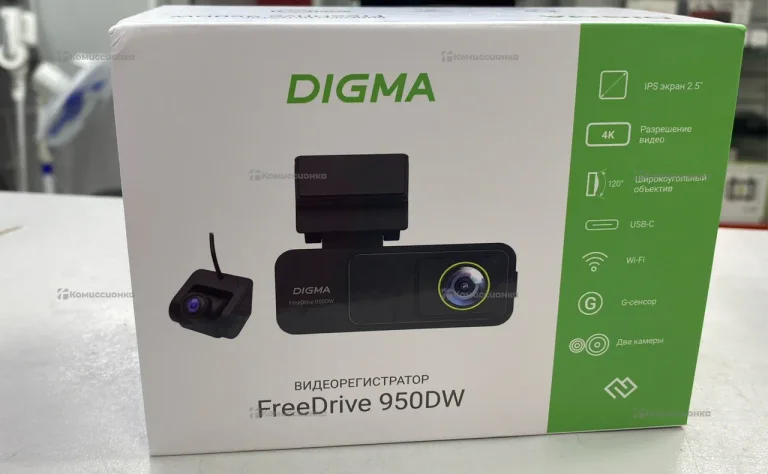 Видео регистратор Digma  Freedrive 950DW