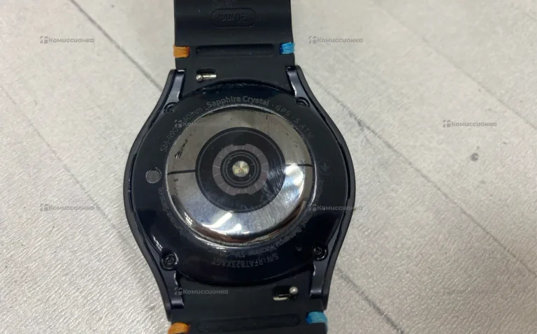 Часы  Samsung galaxy watch 5 40mm