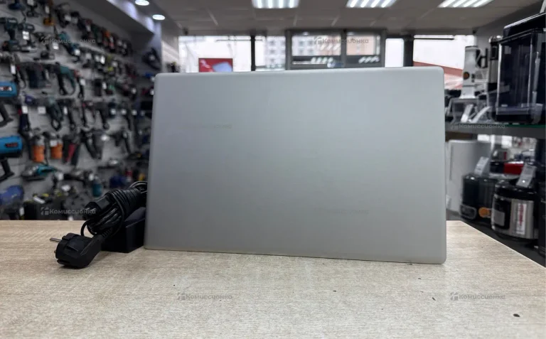 Ноутбук  Digma Lro Sprint M