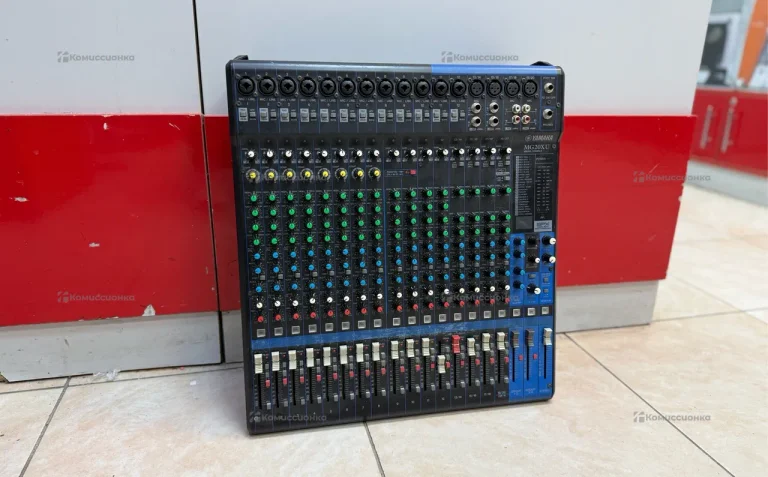 Микшер Yamaha MG20XU