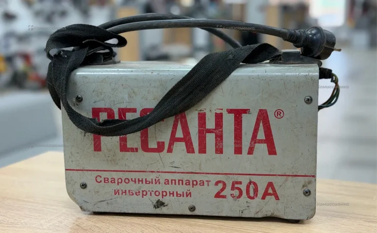 Сварочный аппарат инверторный РЕСАНТА САИ 250А