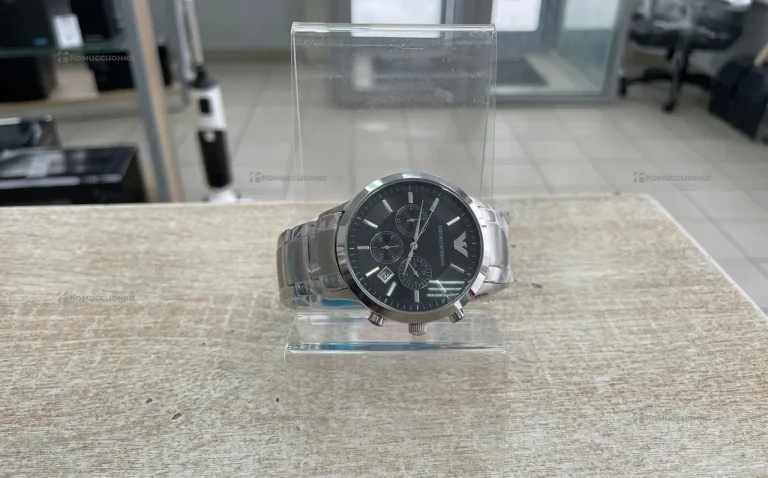 Часы  Emporio Armani
