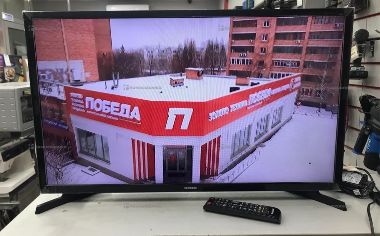 Телевизор Samsung UE32J4000AK.