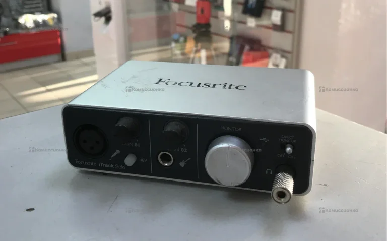 Аудиокарта Focusrite iTrack Solo