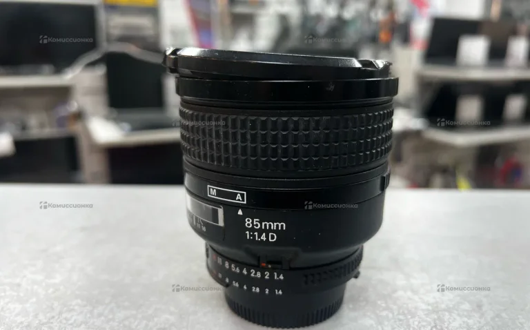 Обьектив Nikon 85mm 1:1.4 D