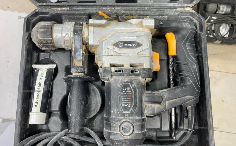 Перфоратор DEKO DKH1100W