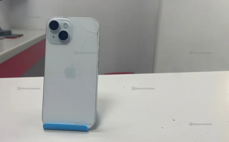 Apple iPhone 15 6/256 ГБ