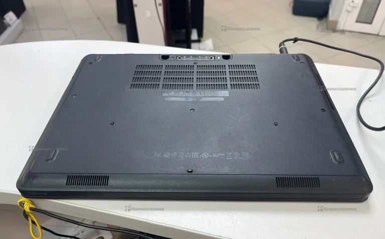 Ноутбук Dell i7-5600/16gb/256gb
