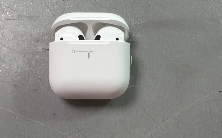 Наушники  белые